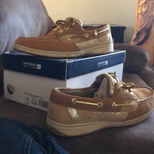 Like new, Sperry’s size 8